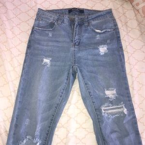 Light blue skinny jeans from fashion nova size 3